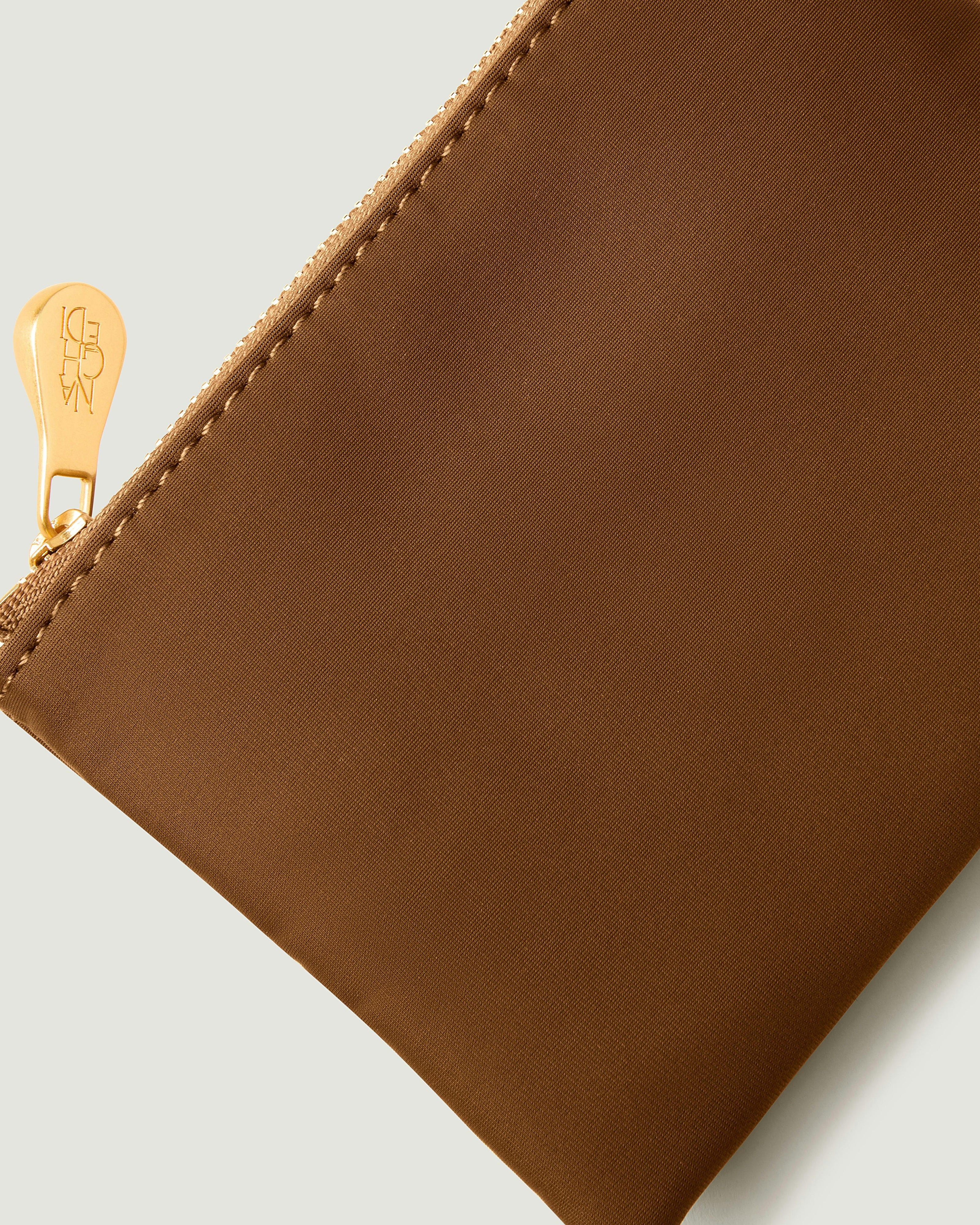 St. Barths Petit Tote Beads | Teak