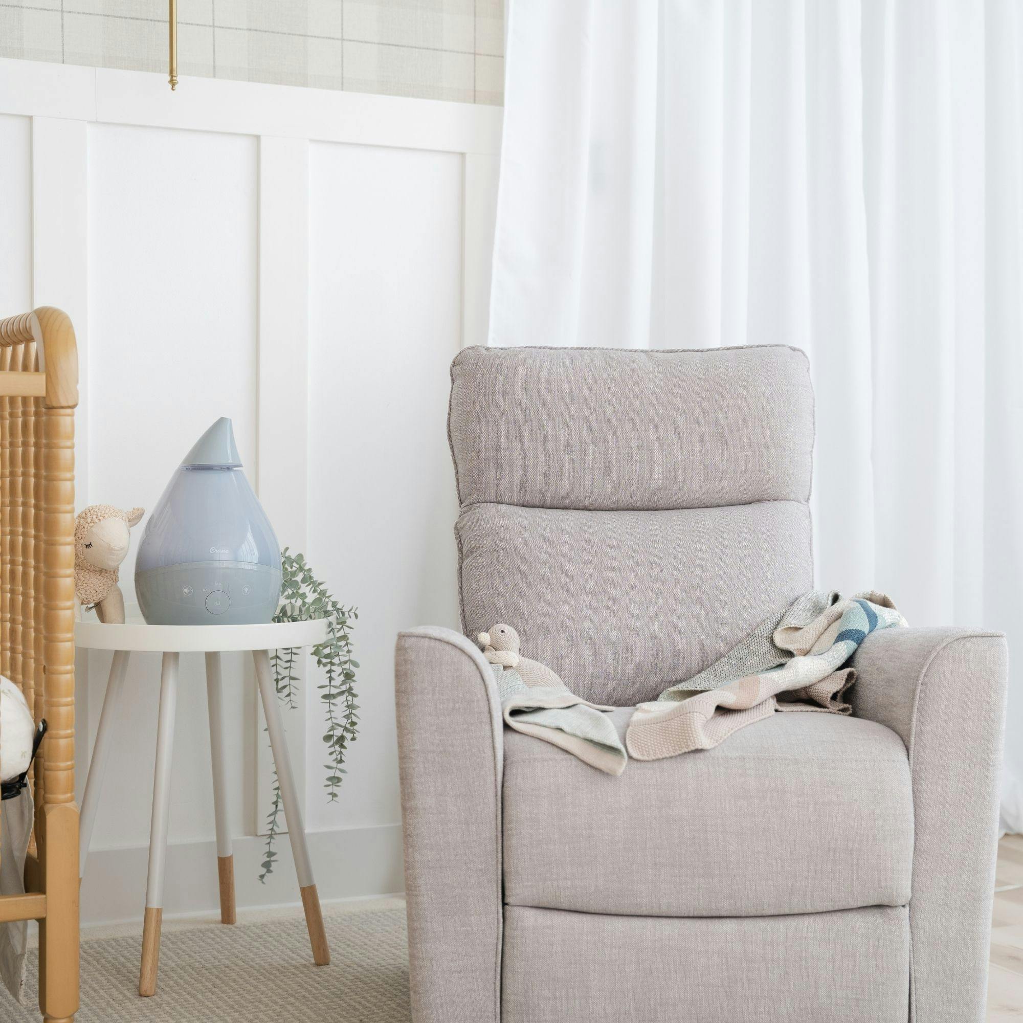 Charlie Farmhouse Knitted Lovey  Blanket (Georgie the Goose)