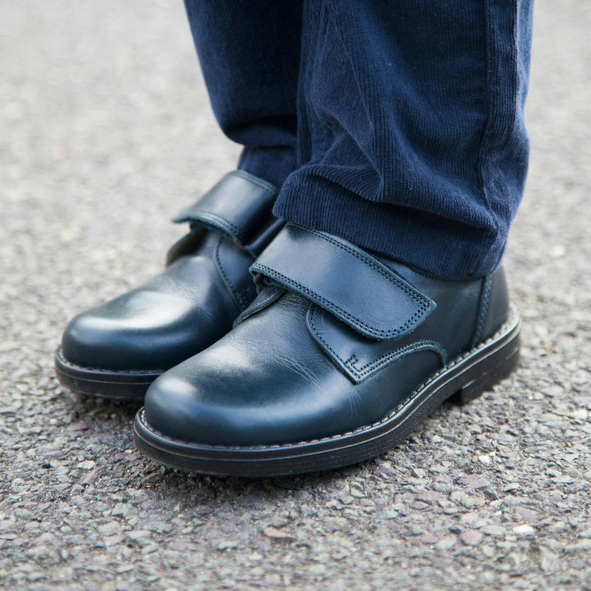 Hampton Classics George School Shoes in Navy