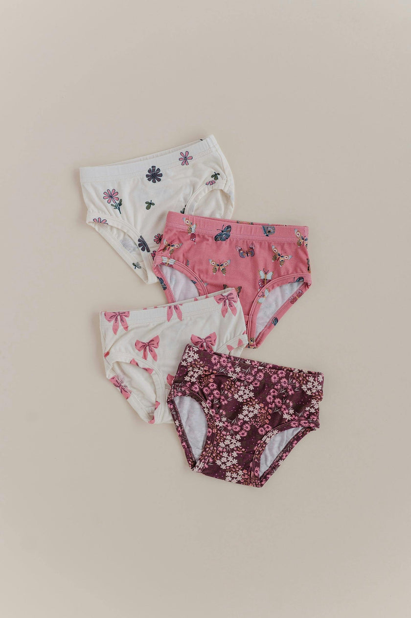 Girls Underwear in Rose Elegance Bows
