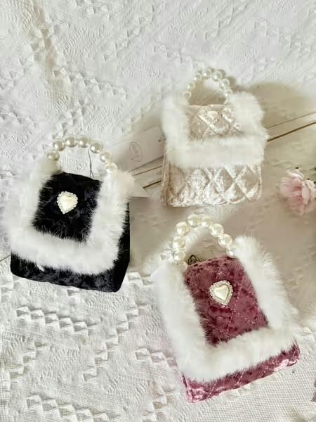 Velvet Fur Trimmed Diamond Heart Purse