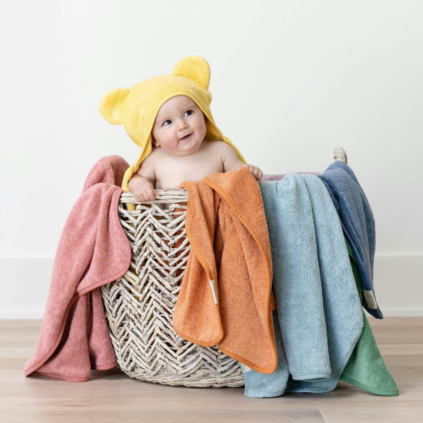 Hooded Towel + Wash Mitt Set Sunshine