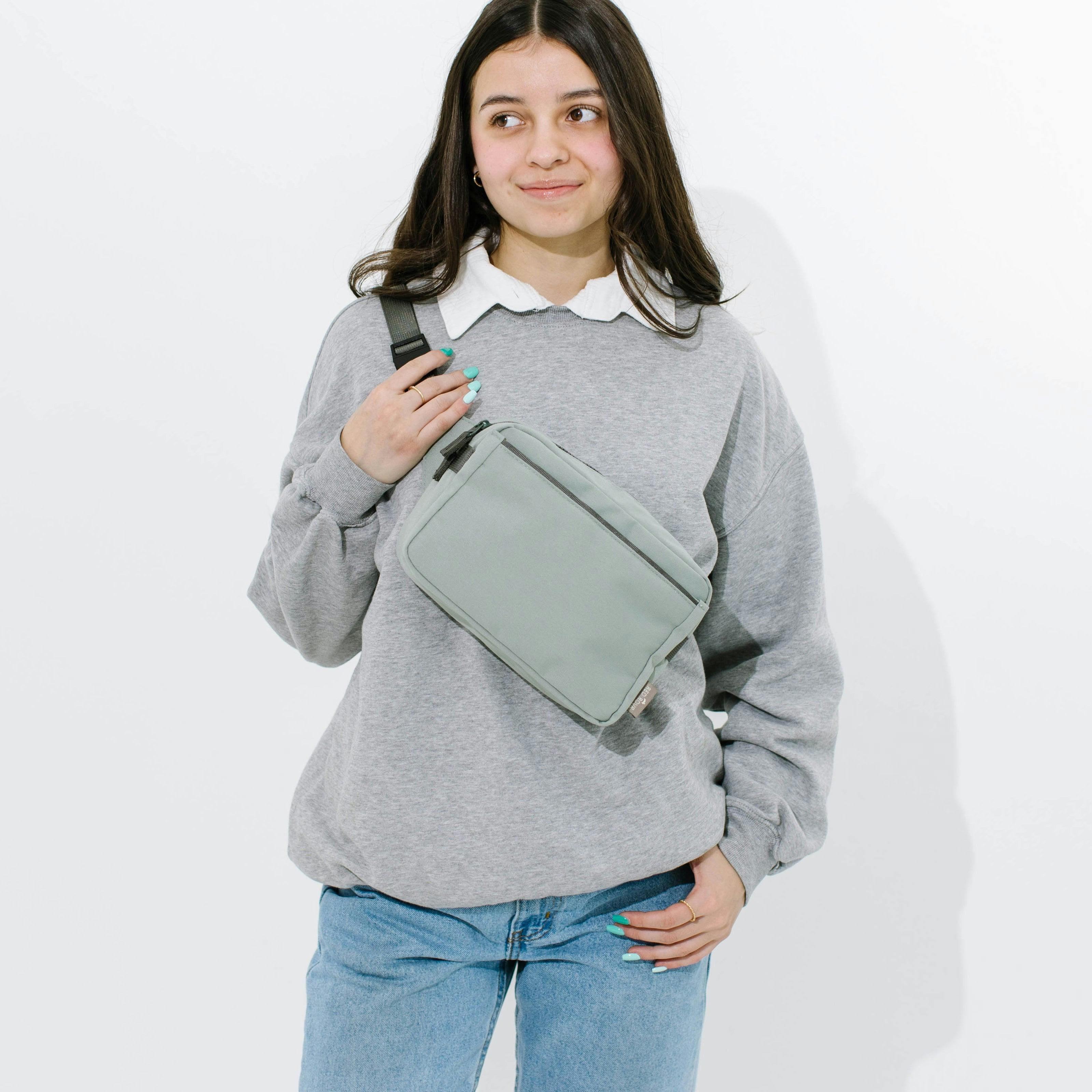 Red Rovr Joey Belt Bag - Sage