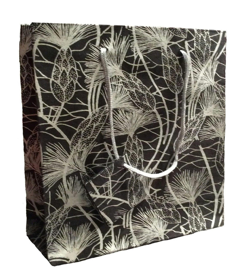 Set of Six Recycled Cotton Gift Bags Tag Black Beach Grass Design