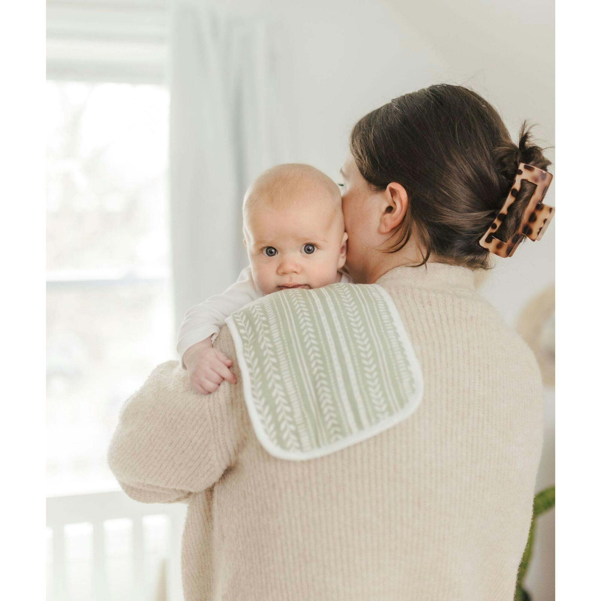 Willow 3-pc. Newborn Burp Cloth Set (Neutral Leaf)