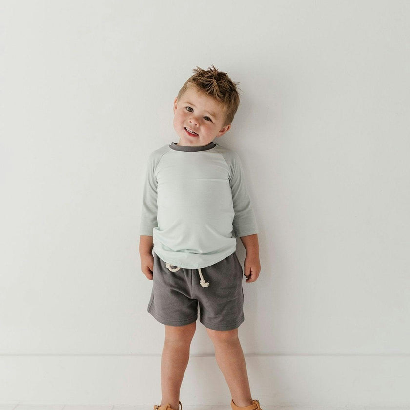 Boys Everyday Shorts in Smoke