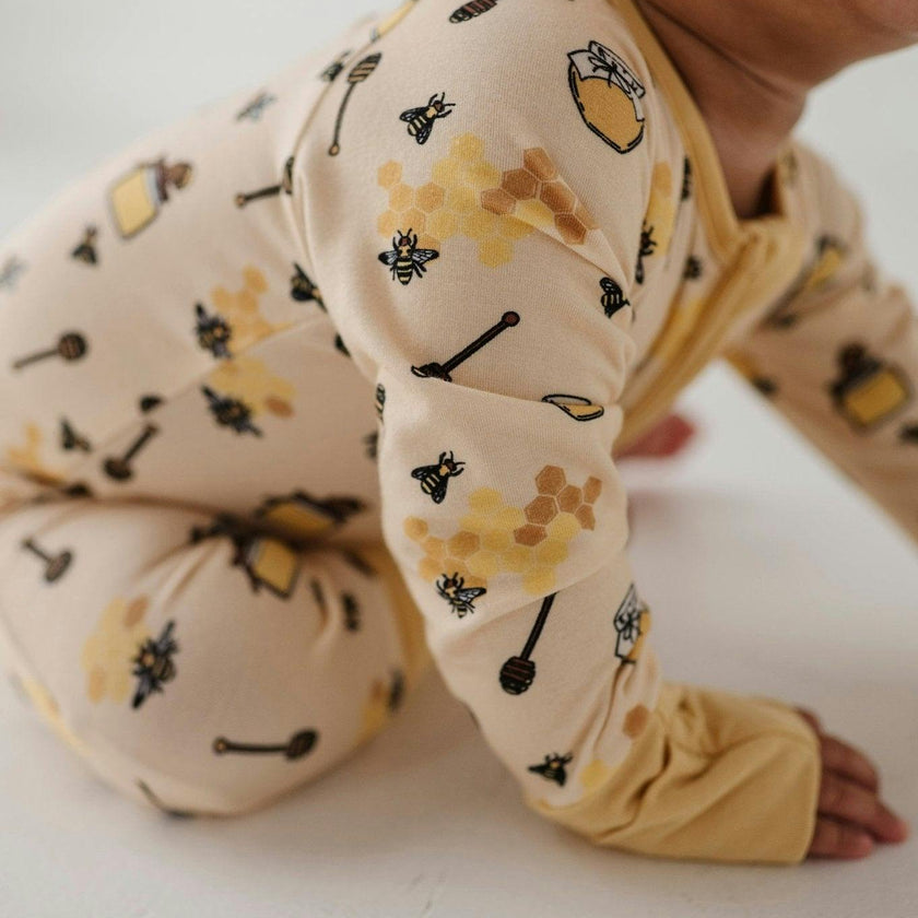 Baby Girl Long Sleeve Zip Romper in Honey Bees