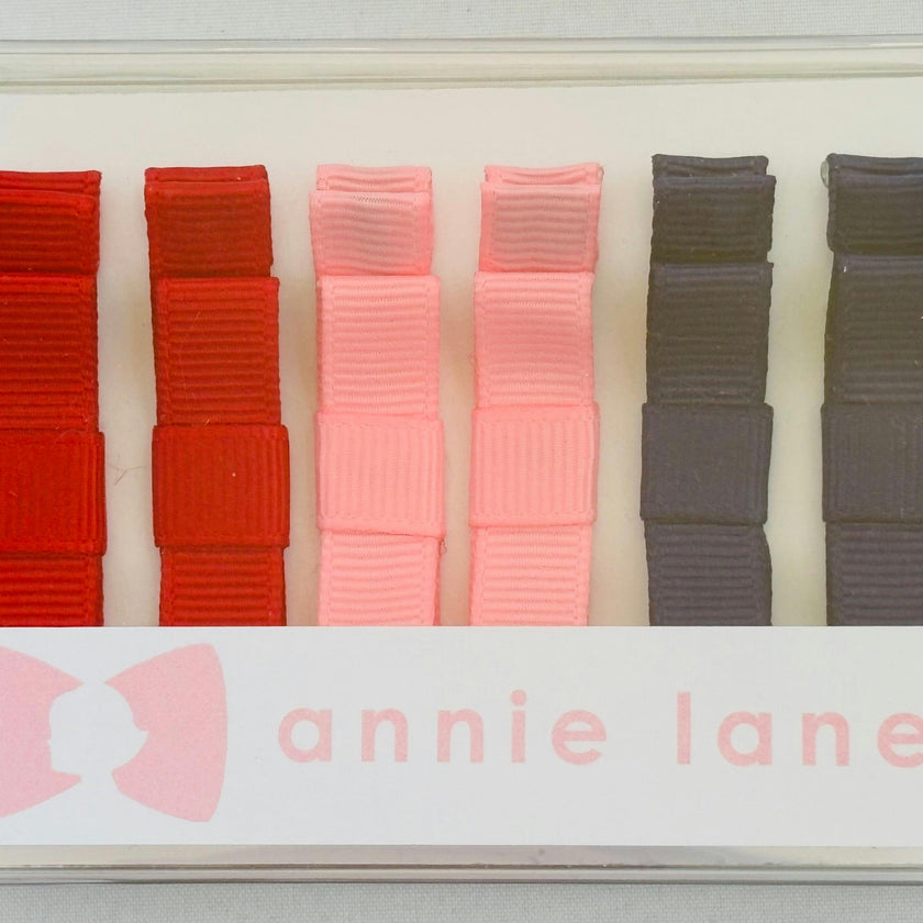 Red/pink/navy pairs
