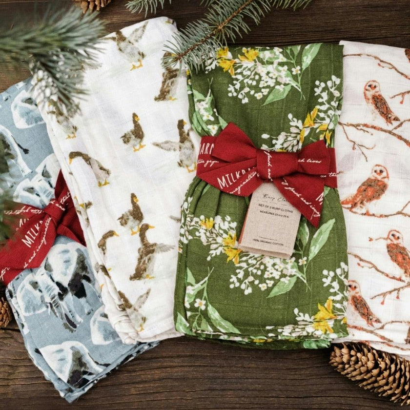 Valais Bamboo Muslin Two-Piece Burp Cloth Set