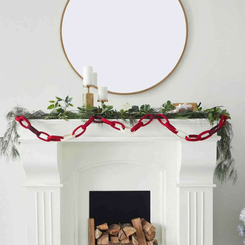 Hand Felted Wool Christmas Garland and Bunting - Loop Chain Red - 6' Arcadia Home