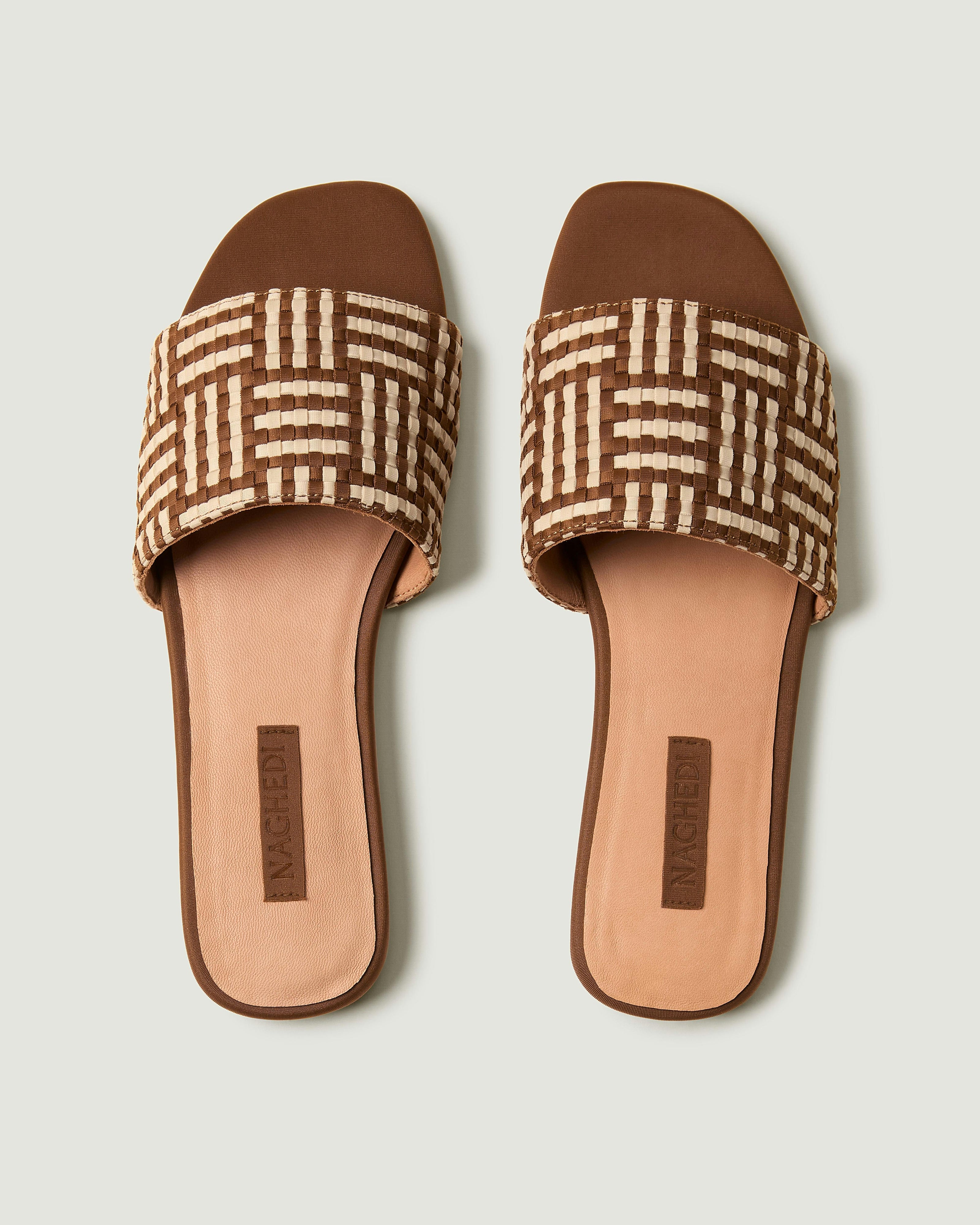 Cairo Slide | Almond