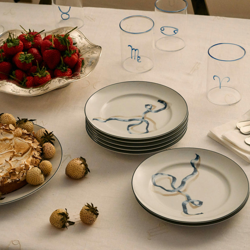 Ribbon Dinner Plate