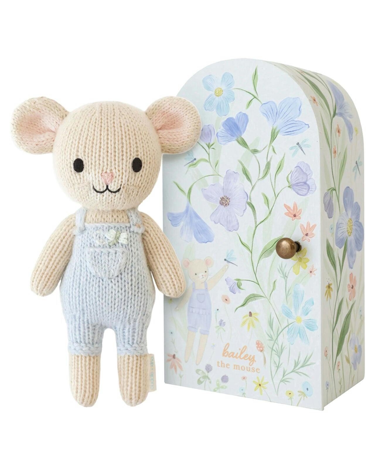 Tiny Bailey the mouse