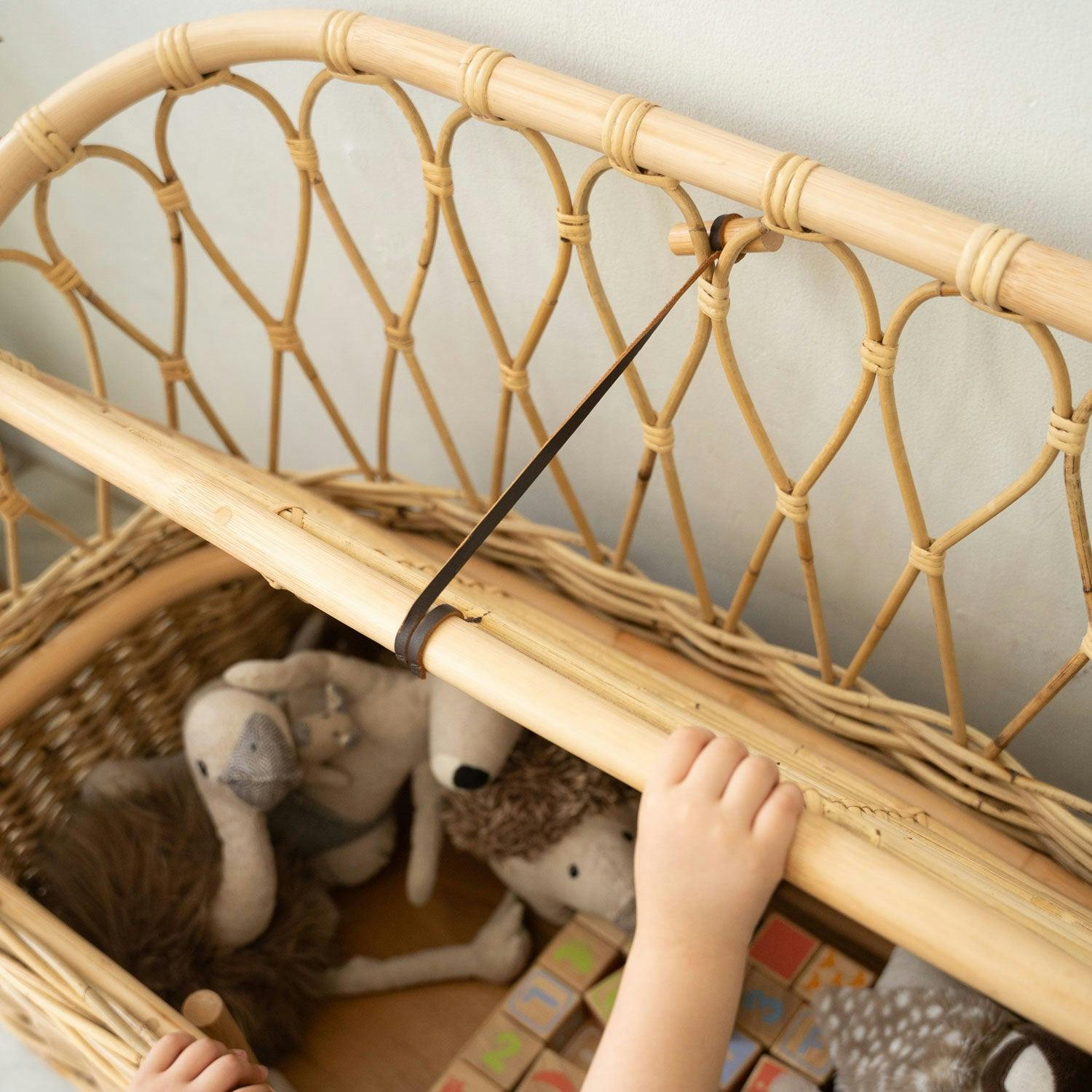 Handcrafted - Callie Kids' Storage Couch - Rattan Wicker