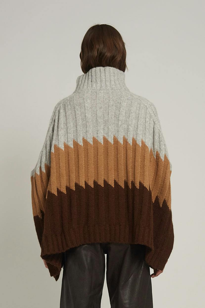 OLIVIA PONCHO