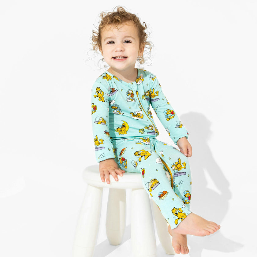 Garfield: Lazy Mondays Bamboo Convertible Footie