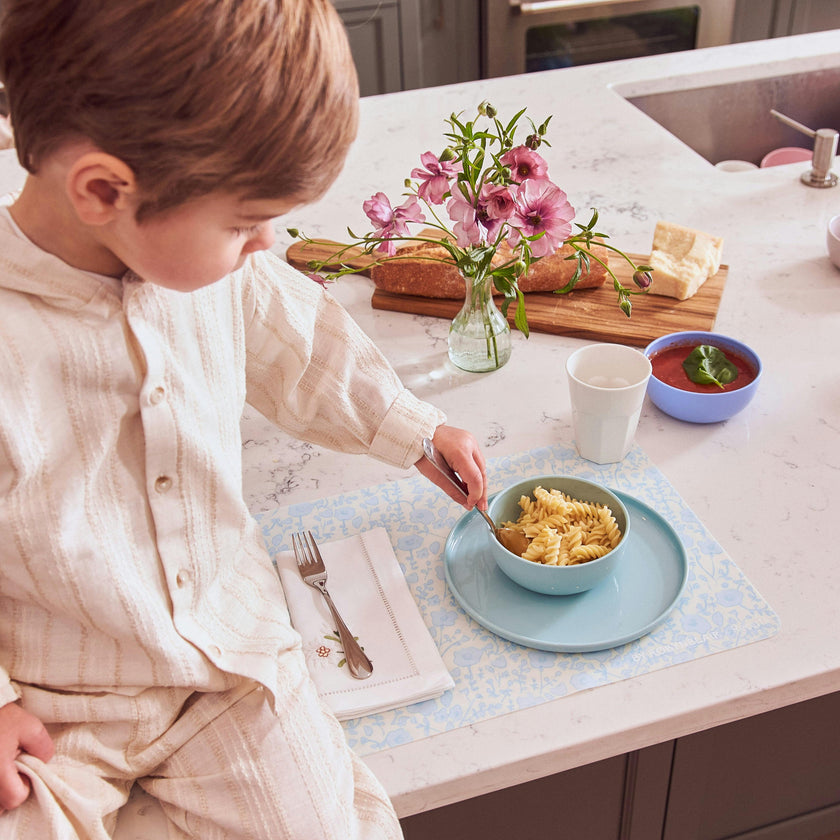 2 Placemats | Blue Toile | by robynblair x Recette