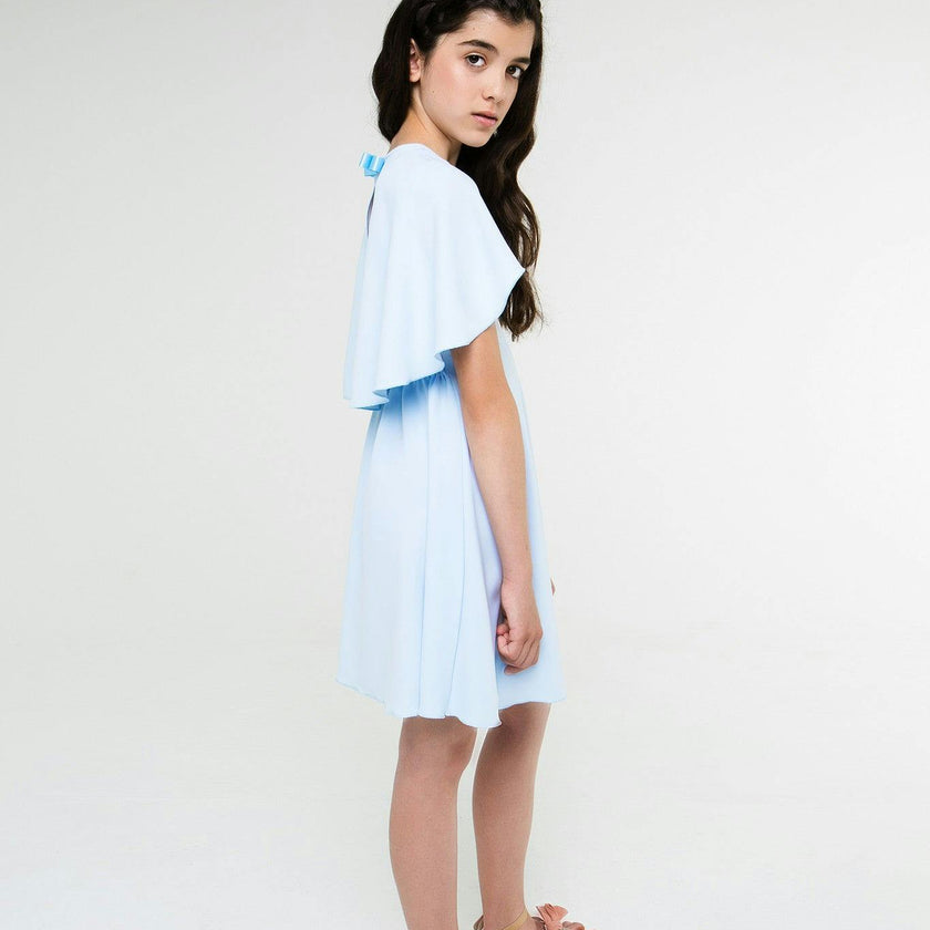 Chloe (light blue)