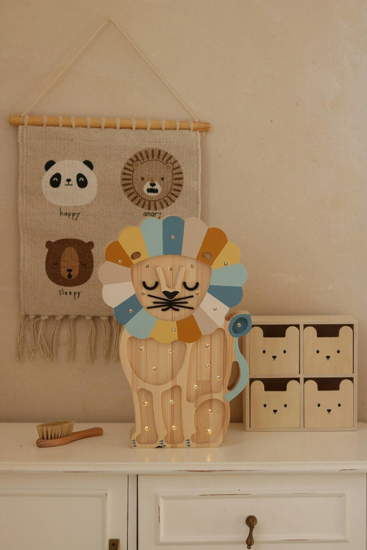 Little Lights Lion Lamp