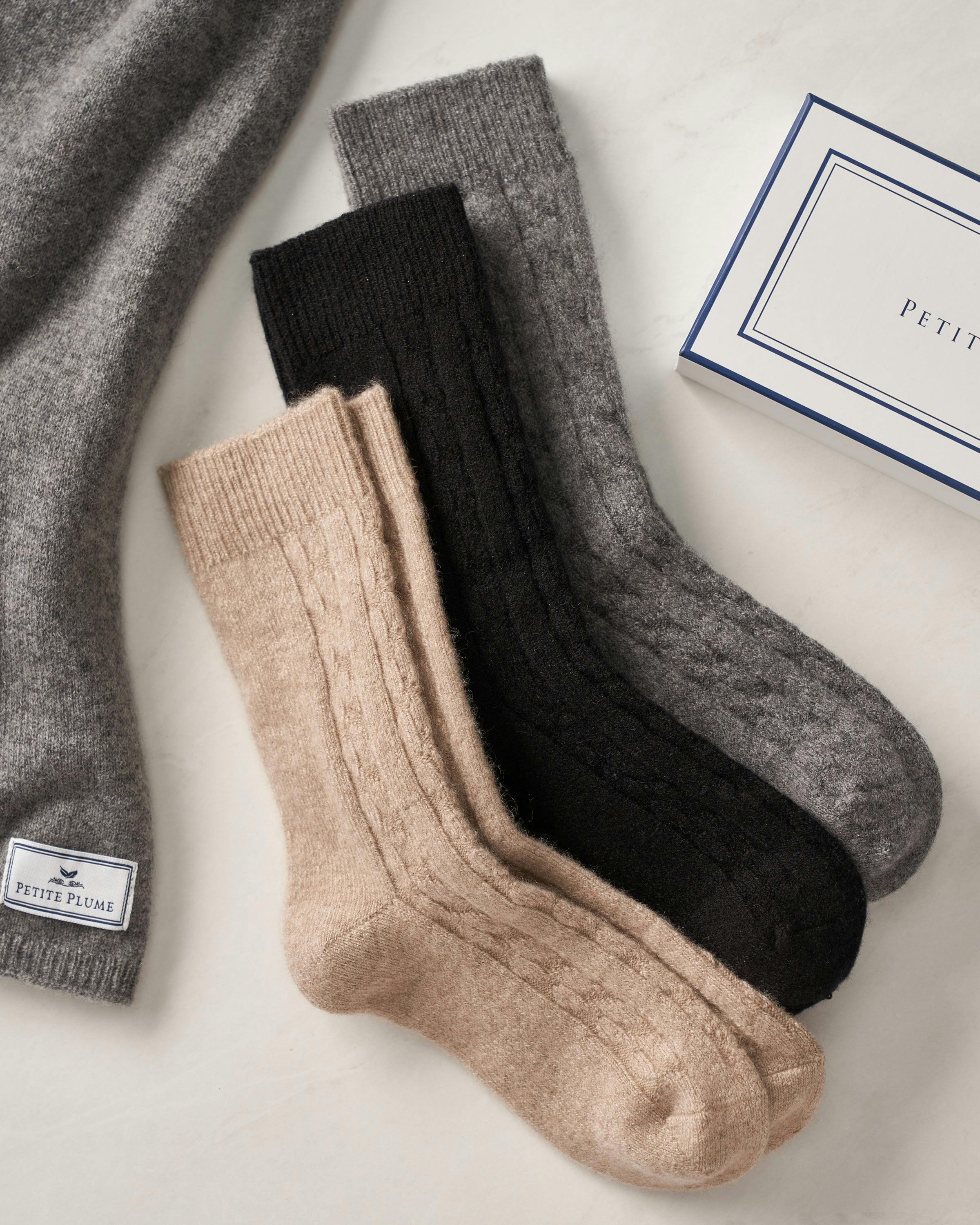 Women's Cashmere Socks in Dark Heather Grey