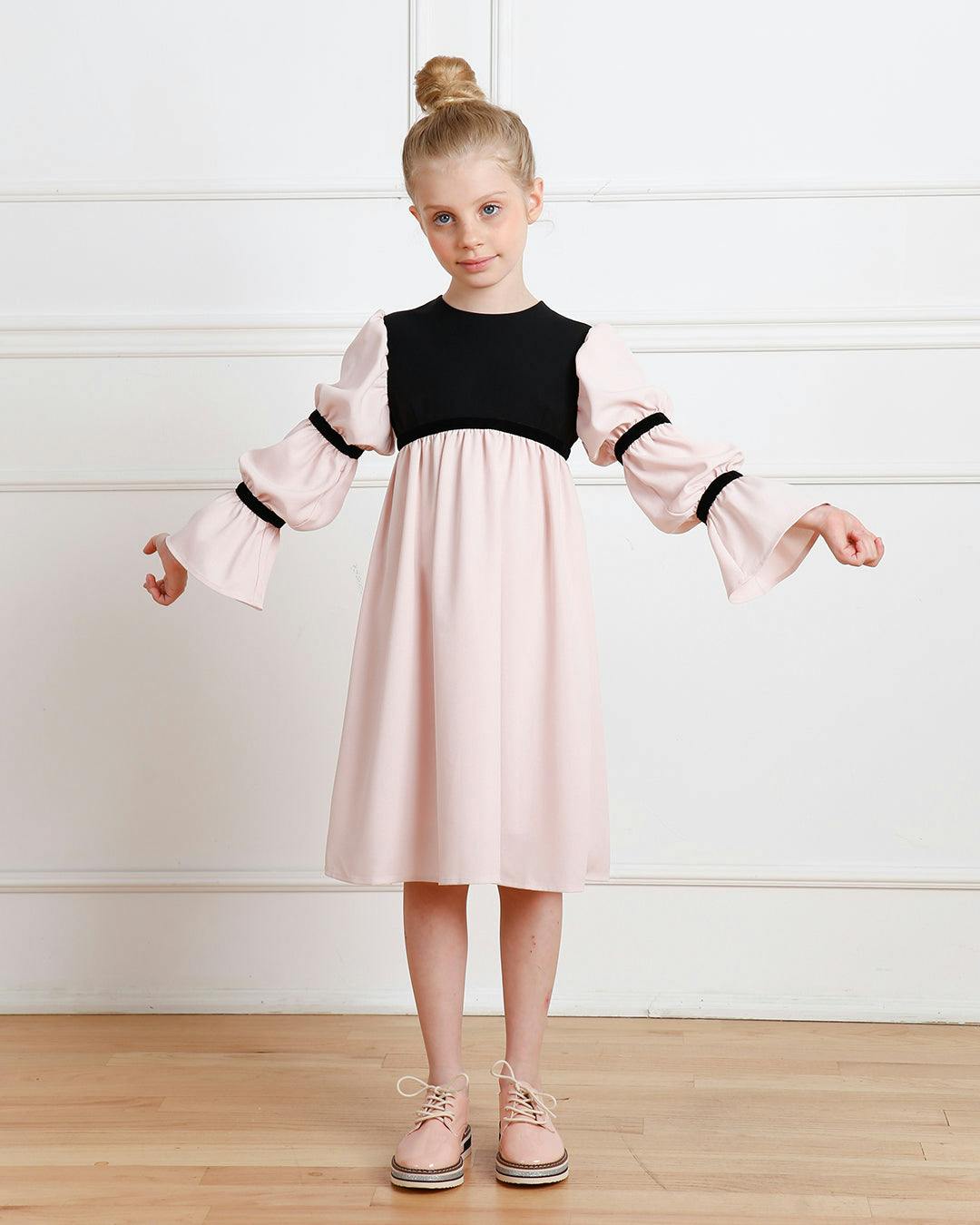 Bella dress (burgundy with golden embroidery blooms)