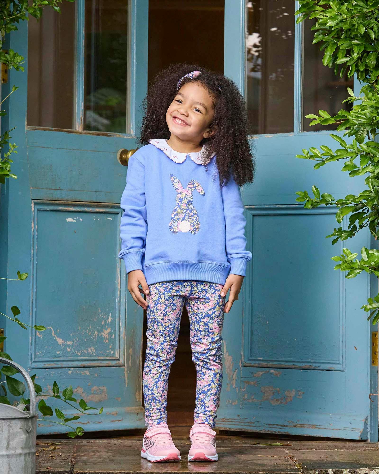 Bunny Sweatshirt in Tatum