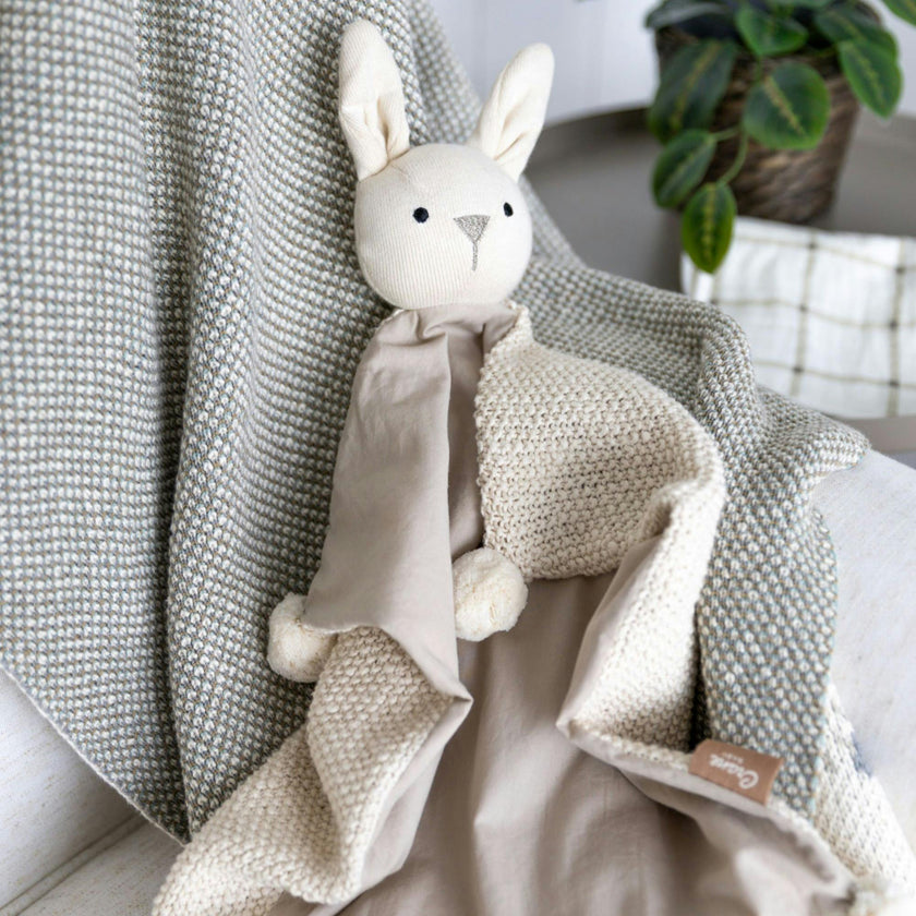 Avery Organic Cotton Lovey Blanket (Ollie the Bunny)