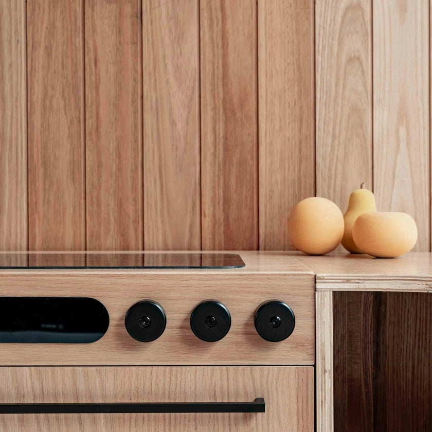 Oak Fluted Play Oven – Montessori Wooden Toy Kitchen