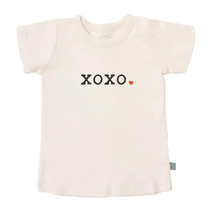 graphic tee | xoxo