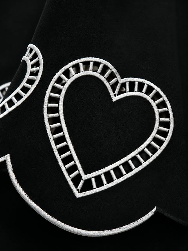 Scalloped Heart Skirt_Black