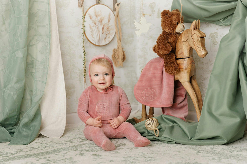 MT Embossed Footie & Hat Set