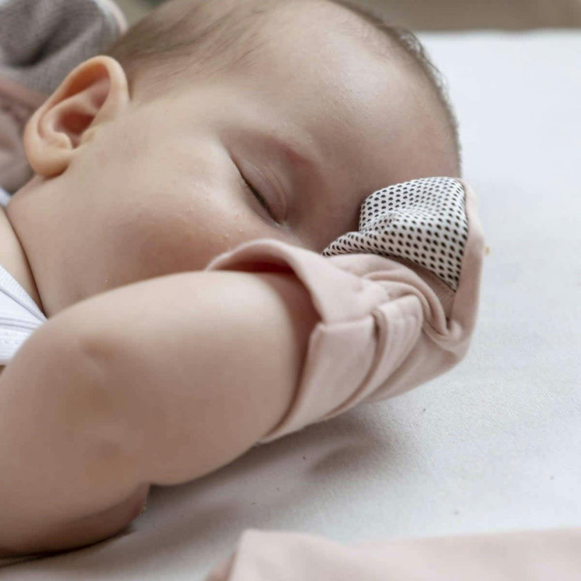 PREEMIE STAY ON MITTS | ROSE