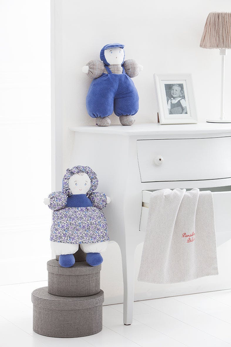 Pamplemousse Peluches Steve the Doll
