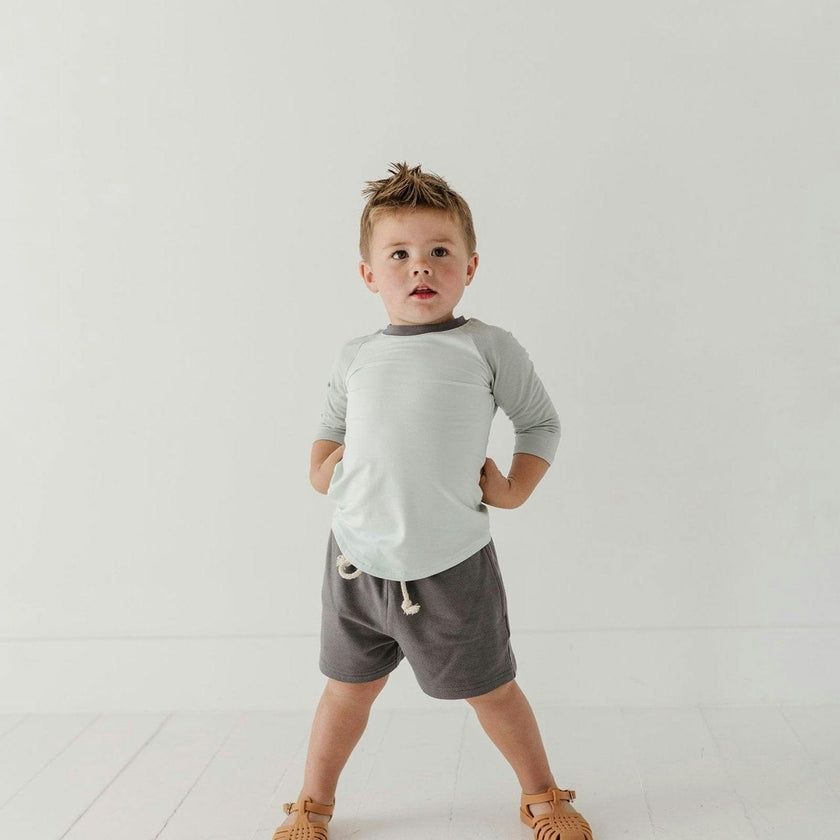 Boys Everyday Shorts in Smoke