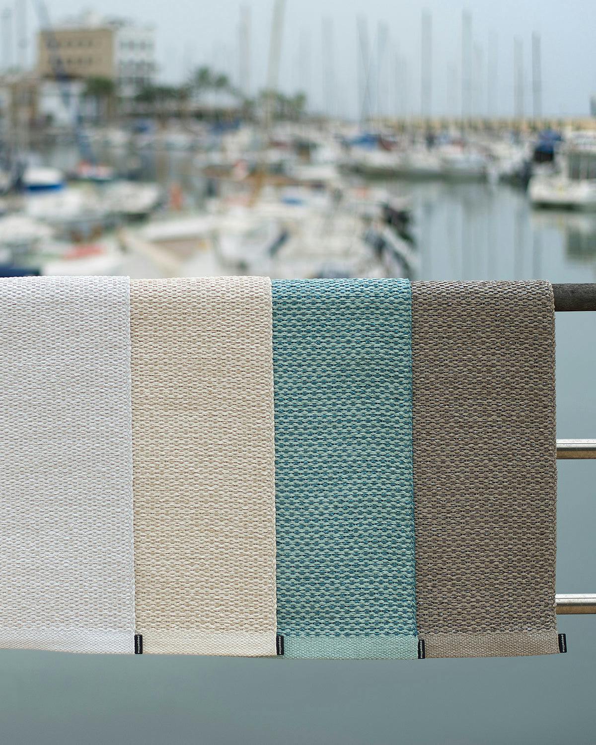 Rug SVEA, Metallic