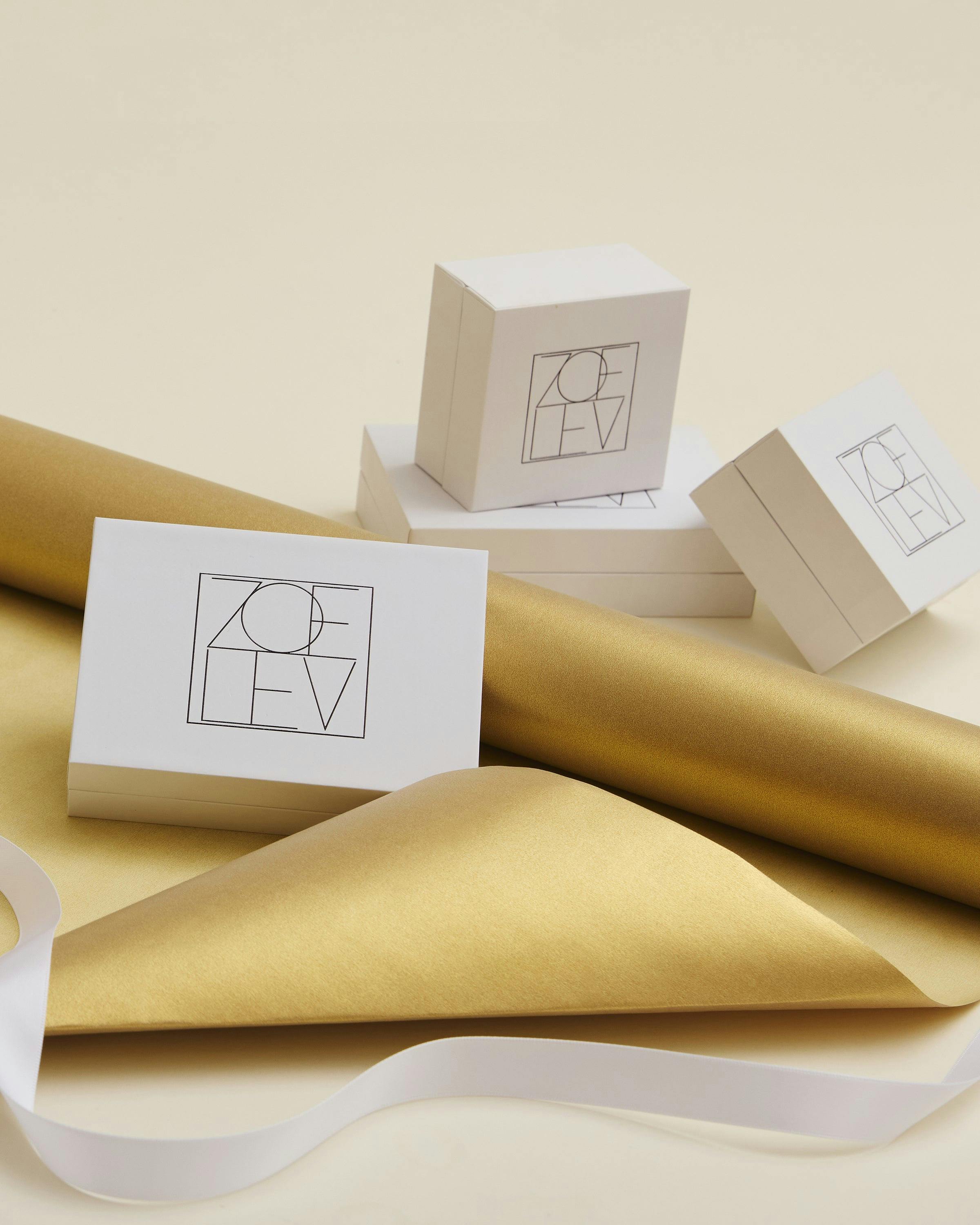 14k Gold Lab Diamond Bezel Paracord Fortune Bracelet